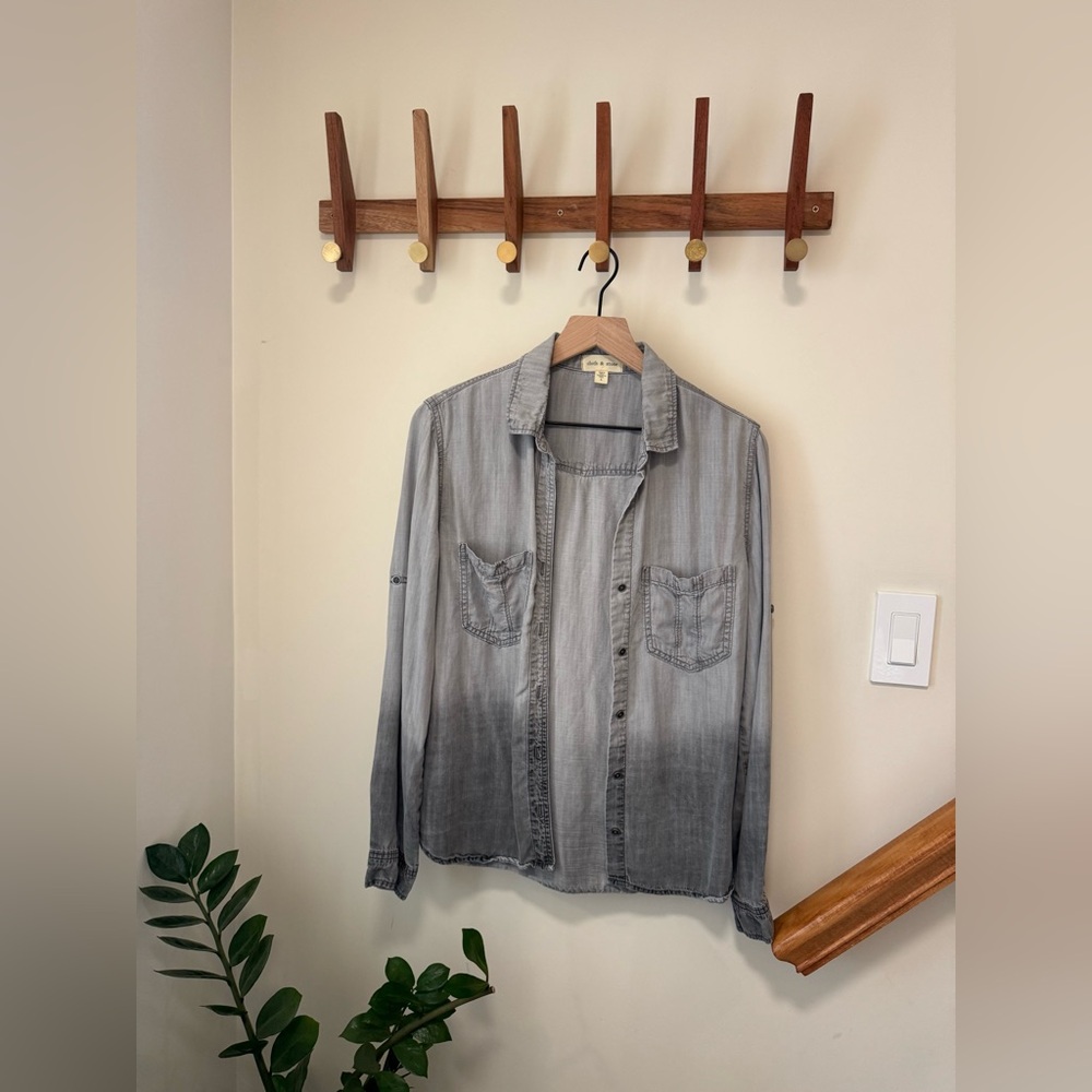 Anthropologie Cloth & Stone Grey Ombré Button Down - Large